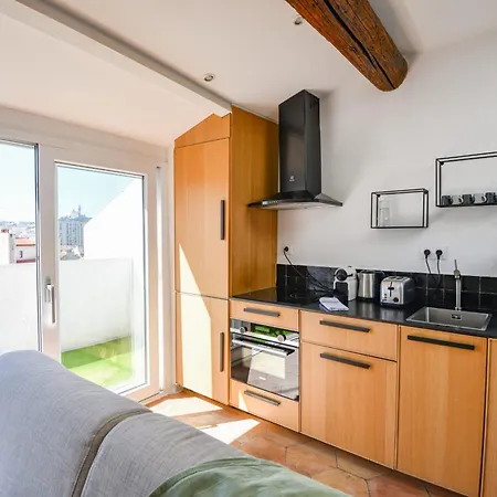 Chez Marcel - 2 Ch Avec Clim - St Charles Apartment *