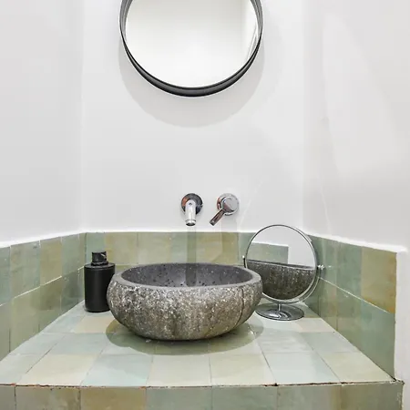 Chez Marcel - 2 Ch Avec Clim - St Charles Apartment *